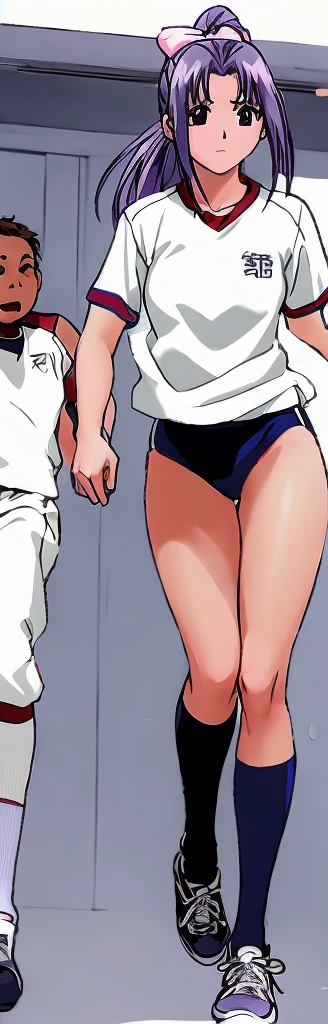 Momoko Koigakubo, a tall girl with beautiful legs, is running from behind in a white gym uniform and a light-colored navy blue bloomer that looks like panties.。