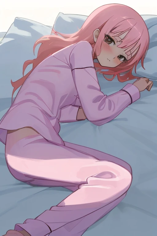 Crea una imagen de una chica en pijama satin anime y en ataduras