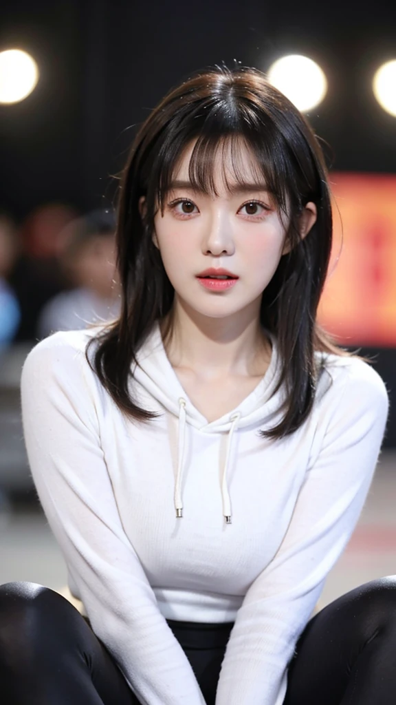 highest quality,whole body,woman,Blunt bangs,Black Hair,Short Crop Hair,Shiny Hair,With big eyes、tea,bright、Has a lively expression,Healthy and bright skin tone,Small Mouth,Thick lips,Big Breasts,The thighs are a little thicker,Looking at the camera,Cinema Lighting,Long hoodie,Small Ass,hair band,Black leggings,