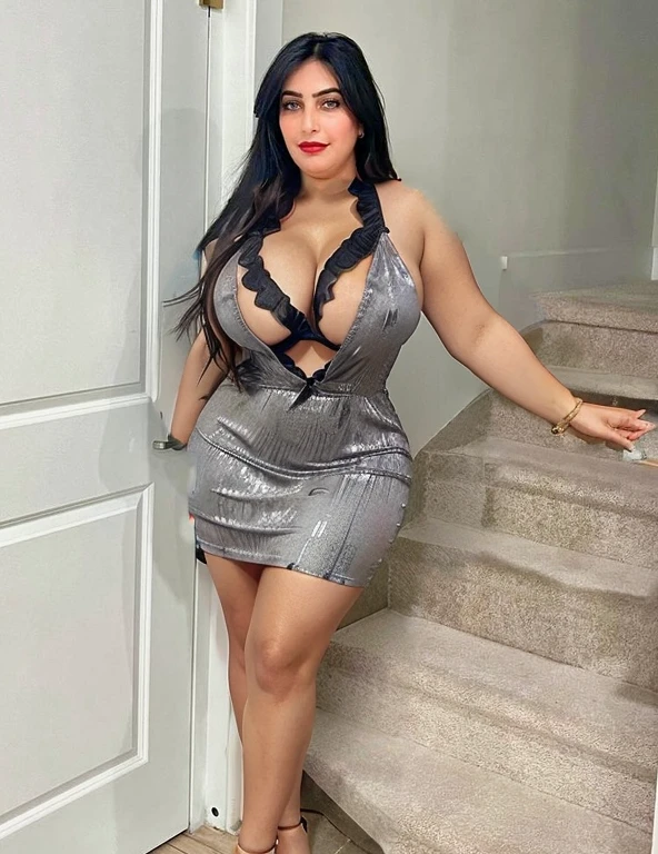 Black too Low cut Summer dress, curvy, medium breast size, low cut dress, short dress, cleavage, slutty dress, original, beautiful