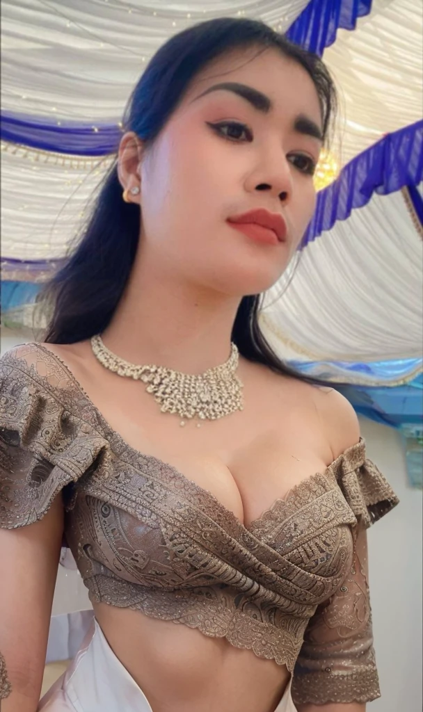 ((8k resolution, ultra hd resolution, best quality, masterpiece, surrealism)), ((super symmetrical natural skin tone)), ((off shoulder, drop top, cleavage))