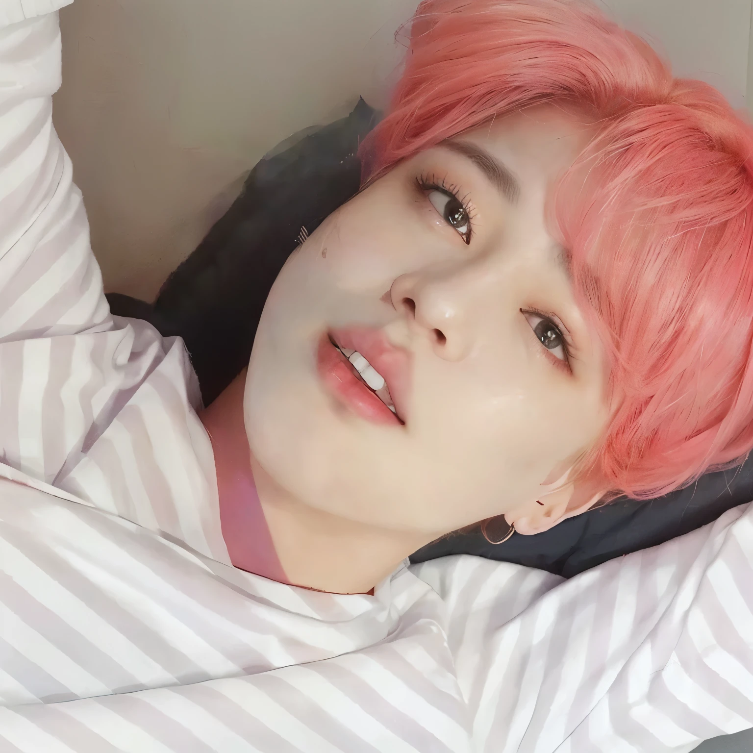 un primer plano de una persona con cabello rosado y una camisa a rayas, Jimin\los labios carnosos, accurate Jimin face, Jimin\his right eyelid is swollen, park Jimin, Jimin, Jimin\'s grecian nose, con cabello rosado, Kim Doyoung, bright peach face, Jung Jaehyun, cai xukun, pale korean adorable face