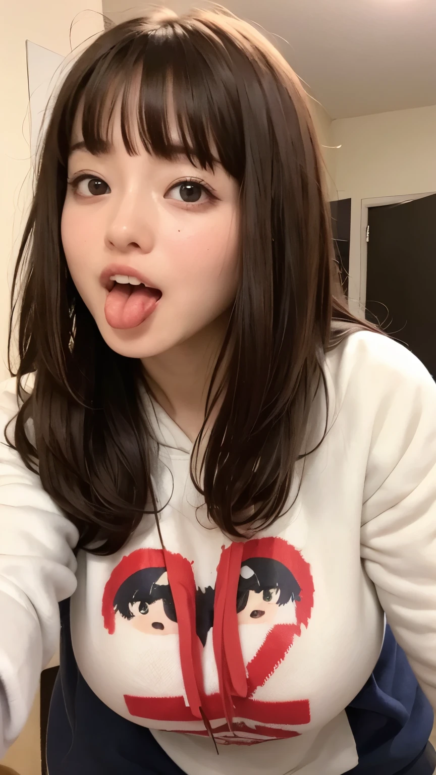 Beautiful droopy eyes、((Sweatshirts))、Big Breasts、Black Hair、Long Hair、((Blunt bangs))、Straight hair、White skin、Fair skin、((Sticking out tongue))、 drool from the tongue、Mouth smile