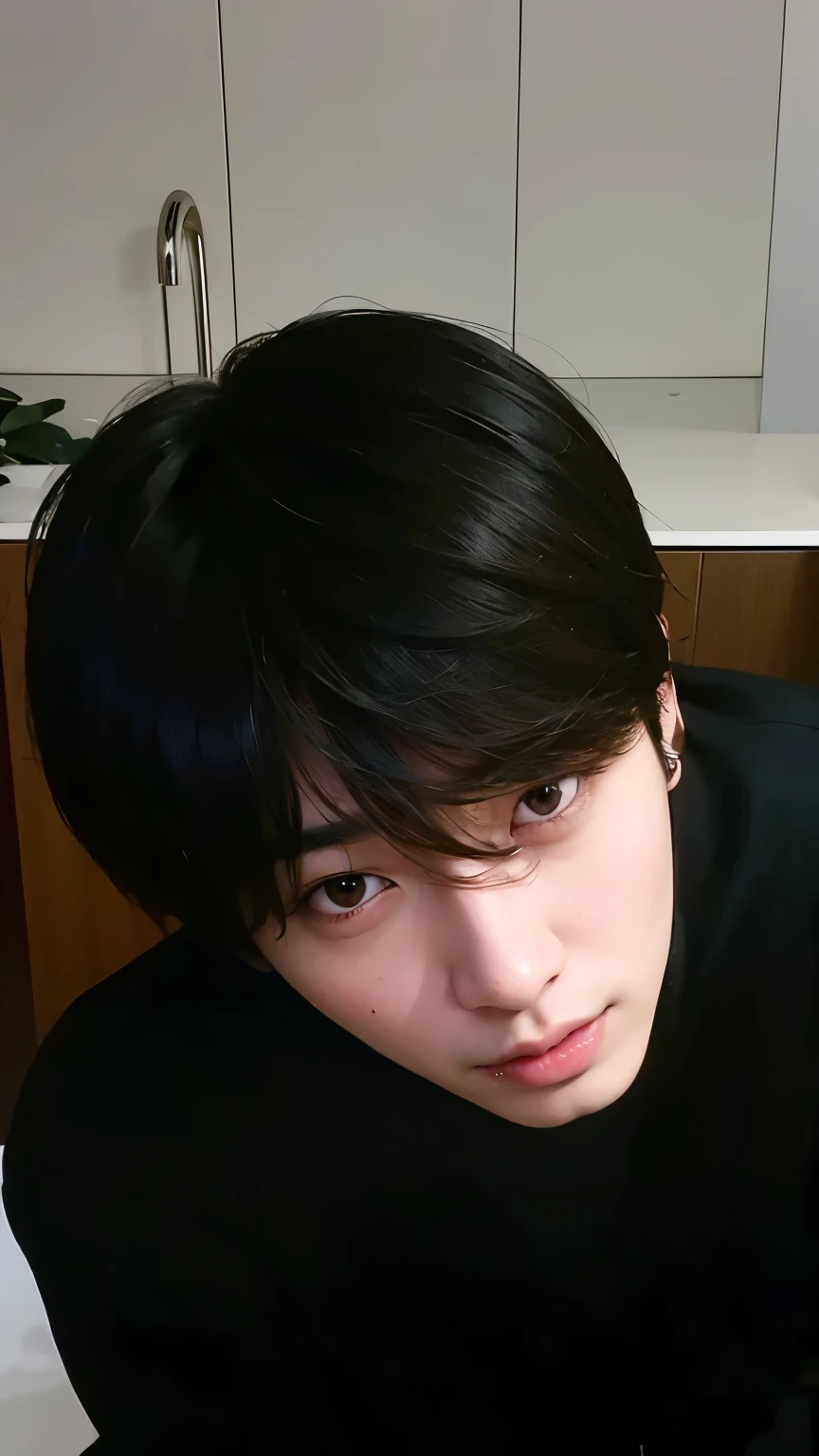 arafed asian man with a blue shirt and a necklace, Jeon Jungkook, Jeongguk, ele tem cabelos castanhos curtos e cacheados, Jungkook, Jeon Jungkook, BTS, maluco jovem, JK, Sul Coreano Masculino, JaeK, MENINOS BANGTAN, Jungkook, Jeon Jeongguk.