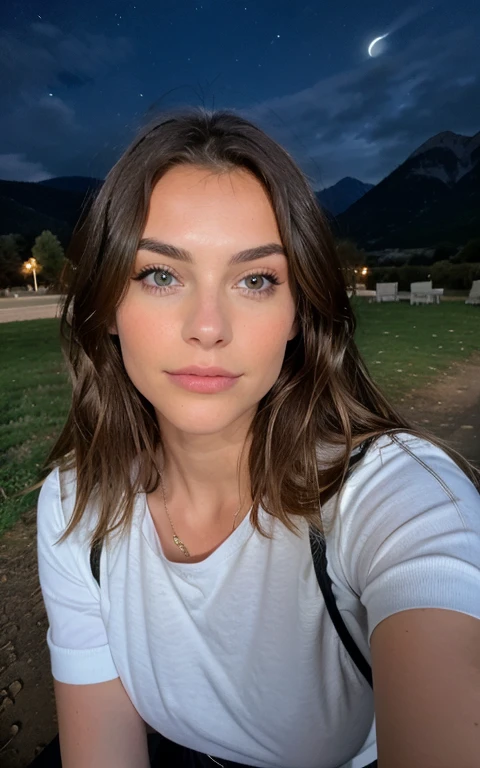 Selfie shot Belle brune aux reflets blonds portant une photo de selfie, haut du corps, Seulement, porter un pull, En plein air, (Nuit), montagnes, vrai vie nature, stars, lune, very detailed, 22 ans, , , Visage innocent, natural wavy hair, yeux bleus, high resolution, chef-d&#39;artwork, Best quality, Intricate details, very detailed, Sharpness, detailed skin, texture de peau réaliste, texture, detailed eyes, professionnel, 4k, Sourire charmant, shot with Canon, 85mm, faible profondeur de champ, Kodak Vision Couleur, corps parfaitement ajusté , Extremely detailed, la photographie_\(ultra\), photorealistic, Realistic, Post-traitement, Maximum details, roughness, vrai vie, ultra realistic, photorealism, la photographie, 8k euh, la photographie, gros seins, nue