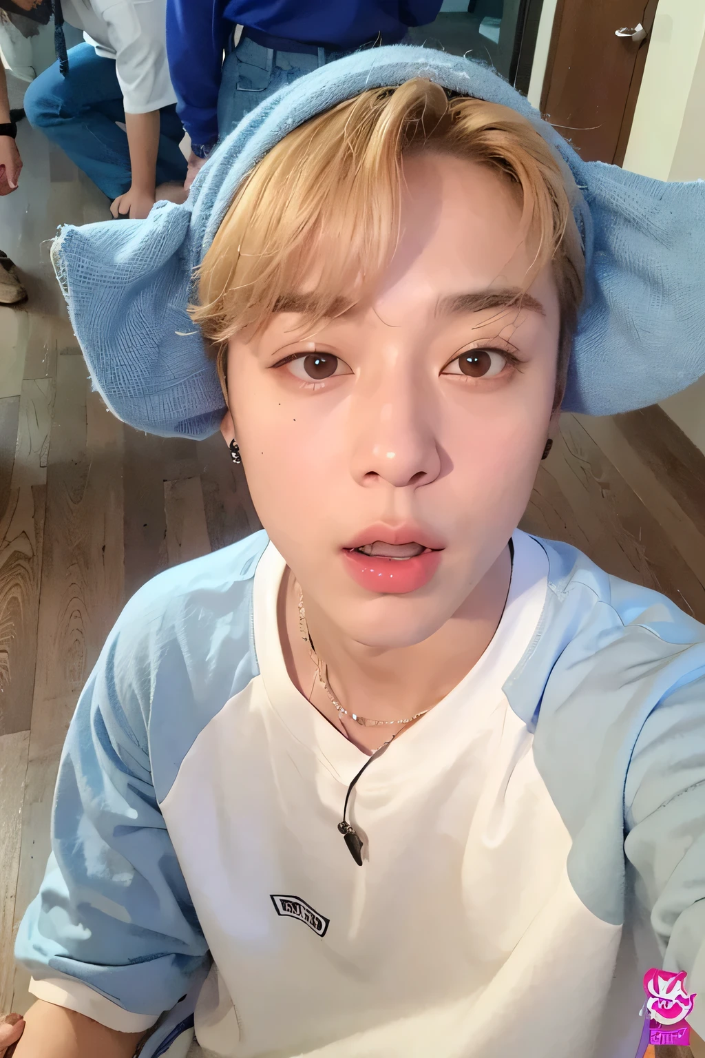 arafed asian man with a blue shirt and a necklace, Jeon Jungkook, Jeongguk, ele tem cabelos castanhos curtos e cacheados, Jungkook, Jeon Jungkook, BTS, maluco jovem, JK, Sul Coreano Masculino, JaeK, S BANGTAN, Jungkook, Jeon Jeongguk.