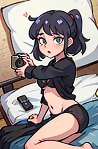 Garota de cabelos pretos longos, encima de uma cama, em um quarto, deitada encima de uma cama, camera angle 90° degrees, opening your legs towards the camera, with your right hand inside your black panties, se masturbando com seus dedos