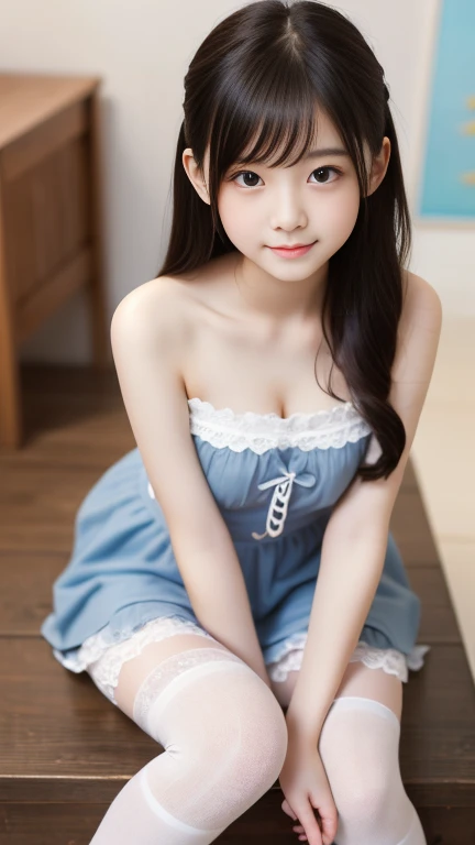 Very beautiful 14 year old cute girl、Bright and beautiful skin、sexy and beautiful、Very cute face，Extremely beautiful、Strapless lace vest、knee socks