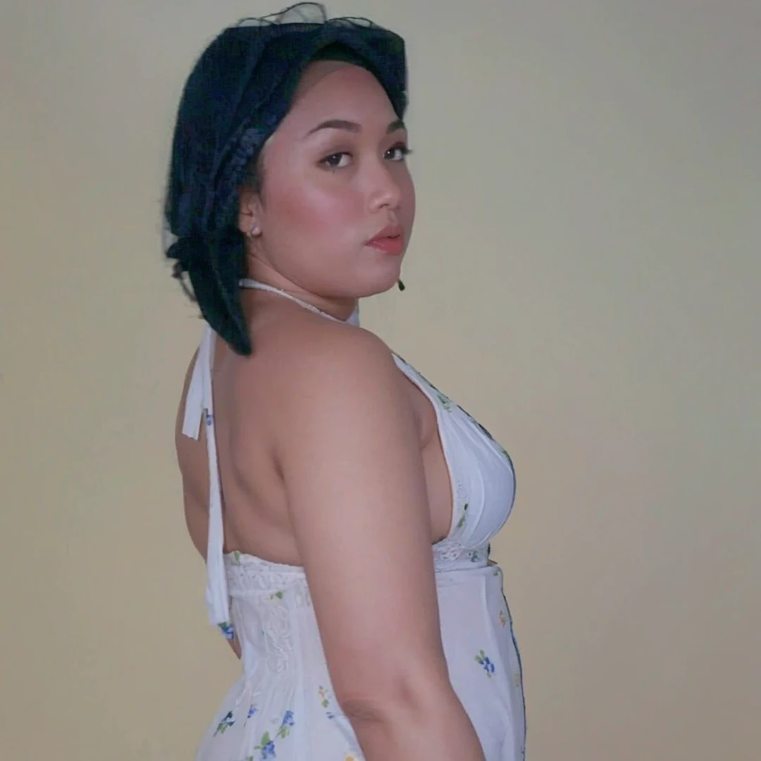 ((HIJAB MALAY GIRL)), ((BBW)), SHORTS, HEAVY WIDE BUTT