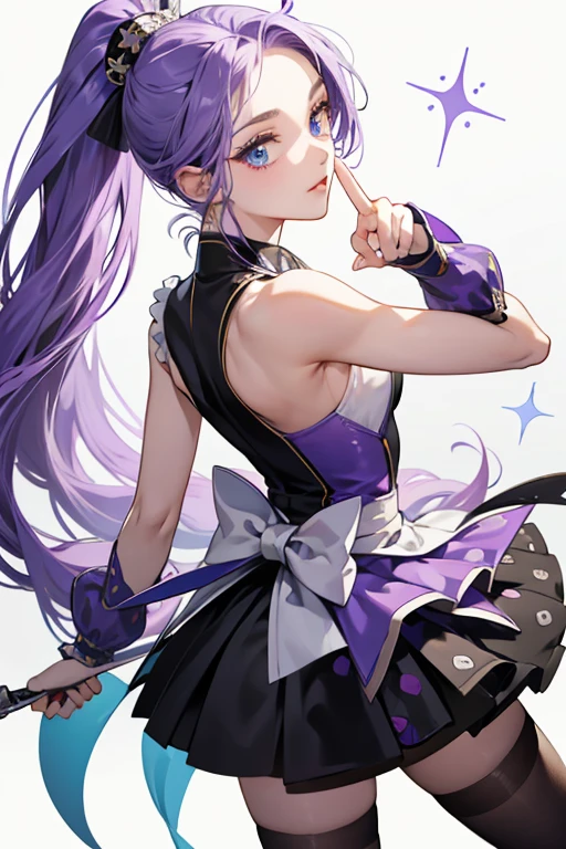 Clulutchi has a white head and body, and blue eyes. Her hairstyle is similar to Miraitchi's one. She has a ponytail pointing to the left and two locks of hair down the sides of her head, and a tuft on her forehead. She wears a black sleeveless dress with white polka-dots on the skirt and a light purple band around the waist, and purple stockings. She has a purple crown that ties her ponytail. SPARKLE; GLITTER
