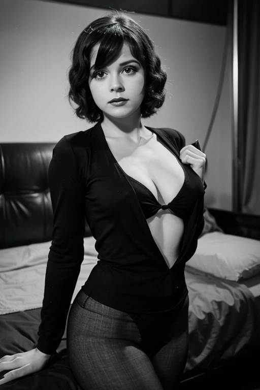 Clara Bow as a attractive spy