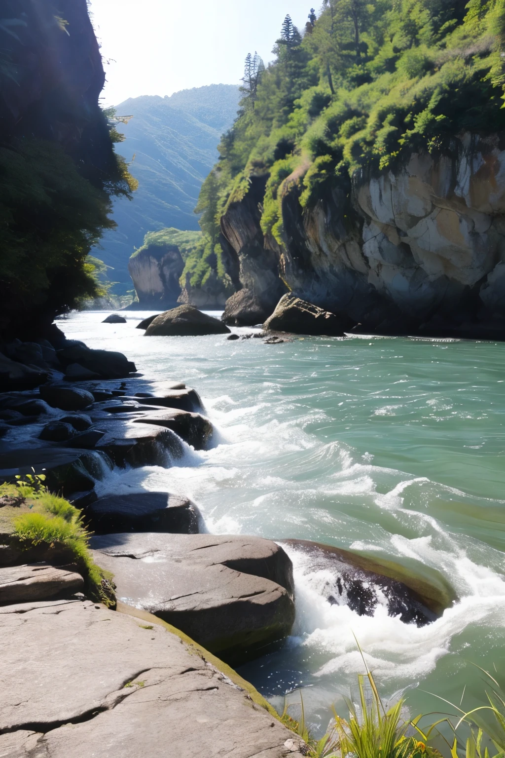 秋teeth紅葉の保津川下り」teeth、This is a tourist activity where you can enjoy the beautiful scenery dotted with rapids and huge rocks.。、、Close-up、Splash。