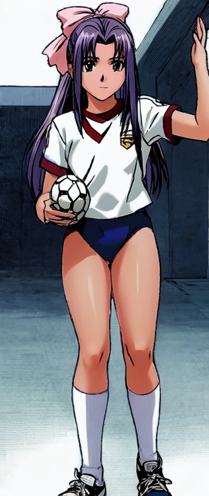 Momoko Koigakubo, a tall girl with beautiful legs, is playing soccer with a smile in a white gym uniform and a bright navy blue bloomer that looks like panties.。