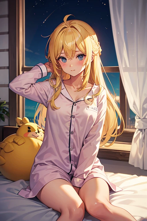 Chica rubia en pijama sexi