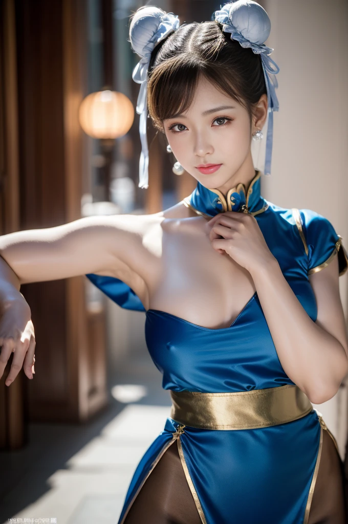 Chun-Li from Street Fight II,The perfect Chun-Li costume,Blue Chinese dress with gold lines,Bun Head,Good cover,Fighting Pose,masterpiece、1 beautiful girl、Fine Eyes、Puffy eyes、highest quality, 超High resolution, (reality: 1.4), Cinema Lighting、Japanese、Asian Beauty、Korean、so beautiful、Beautiful Skin、Body facing forward、Face close-up、(超reality的な)、(High resolution)、(8k)、(Very detailed)、(美しくFine Eyes)、(Very detailed)、 (wall-)、Detailed face、Bright lighting、Professional Lighting、Looking at the audience、Look straight ahead、Diagonal bangs、Nogizaka Idol、Korean Idol、masterpiece, highest quality, masterpiece, highest quality, Perfect Face, Perfect brown eyes with white sclera, Bad move -5, alone, 1 girl, Upper Body, Brown Hair, From SF2, Chinese Language Services, smile, Muscular woman, Blue clothes, pantyhose, Pelvic Curtain, Puff short sleeves, Good cover, sash, evaluation:safety