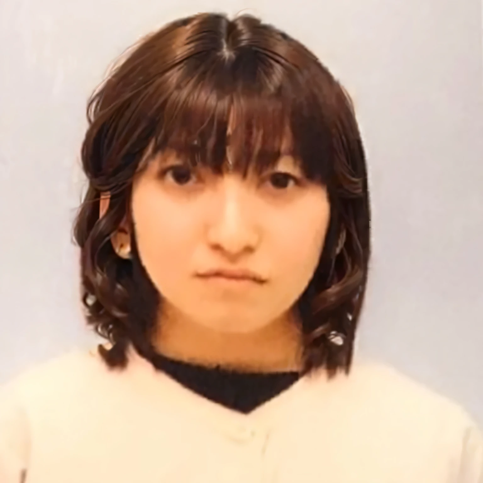 Brown Hair、frizzy hair、Ahoge、Popular bob hairstyles for people in their 40s