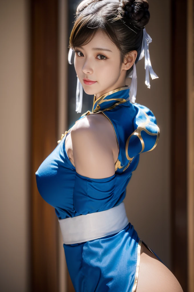 Chun-Li from Street Fight II,The perfect Chun-Li costume,Blue Chinese dress with gold lines,Bun Head,Good cover,Fighting Pose,masterpiece、1 beautiful girl、Fine Eyes、Puffy eyes、highest quality, 超High resolution, (reality: 1.4), Cinema Lighting、Japanese、Asian Beauty、Korean、so beautiful、Beautiful Skin、Body facing forward、Face close-up、(超reality的な)、(High resolution)、(8k)、(Very detailed)、(美しくFine Eyes)、(Very detailed)、 (wall-)、Detailed face、Bright lighting、Professional Lighting、Looking at the audience、Look straight ahead、Diagonal bangs、Nogizaka Idol、Korean Idol、masterpiece, highest quality, masterpiece, highest quality, Perfect Face, Perfect brown eyes with white sclera, Bad move -5, alone, 1 girl, Upper Body, Brown Hair, From SF2, Chinese Language Services, smile, Muscular woman, Blue clothes, pantyhose, Pelvic Curtain, Puff short sleeves, Good cover, sash, evaluation:safety