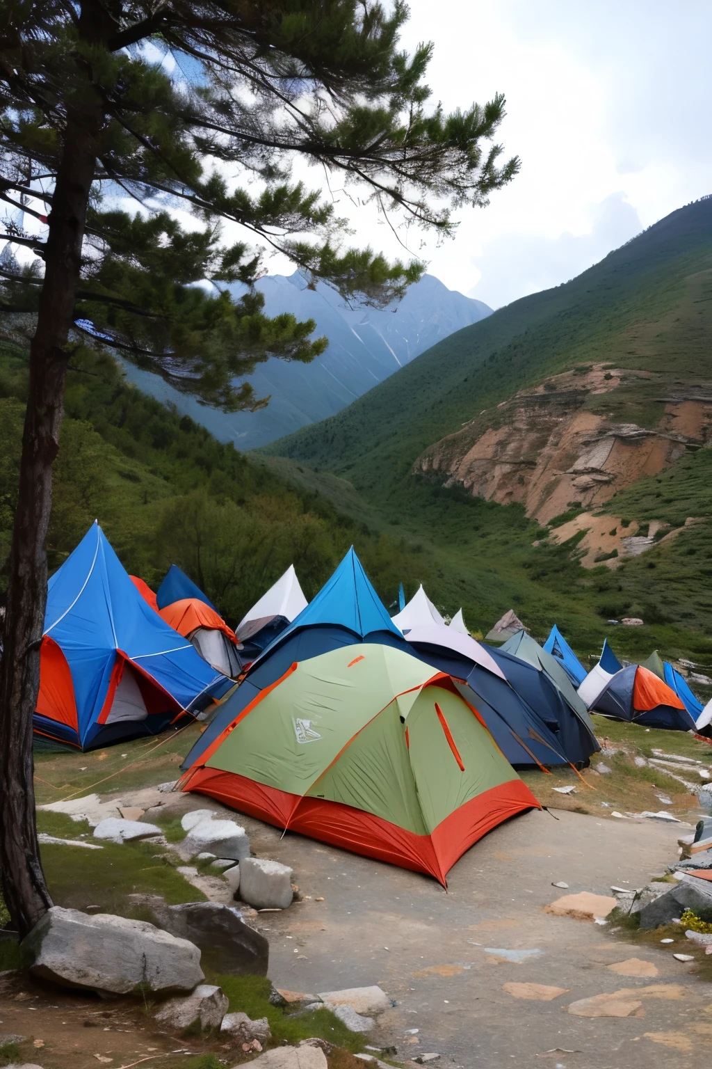 Himalayan Climbing、The bivouac、Some tents、