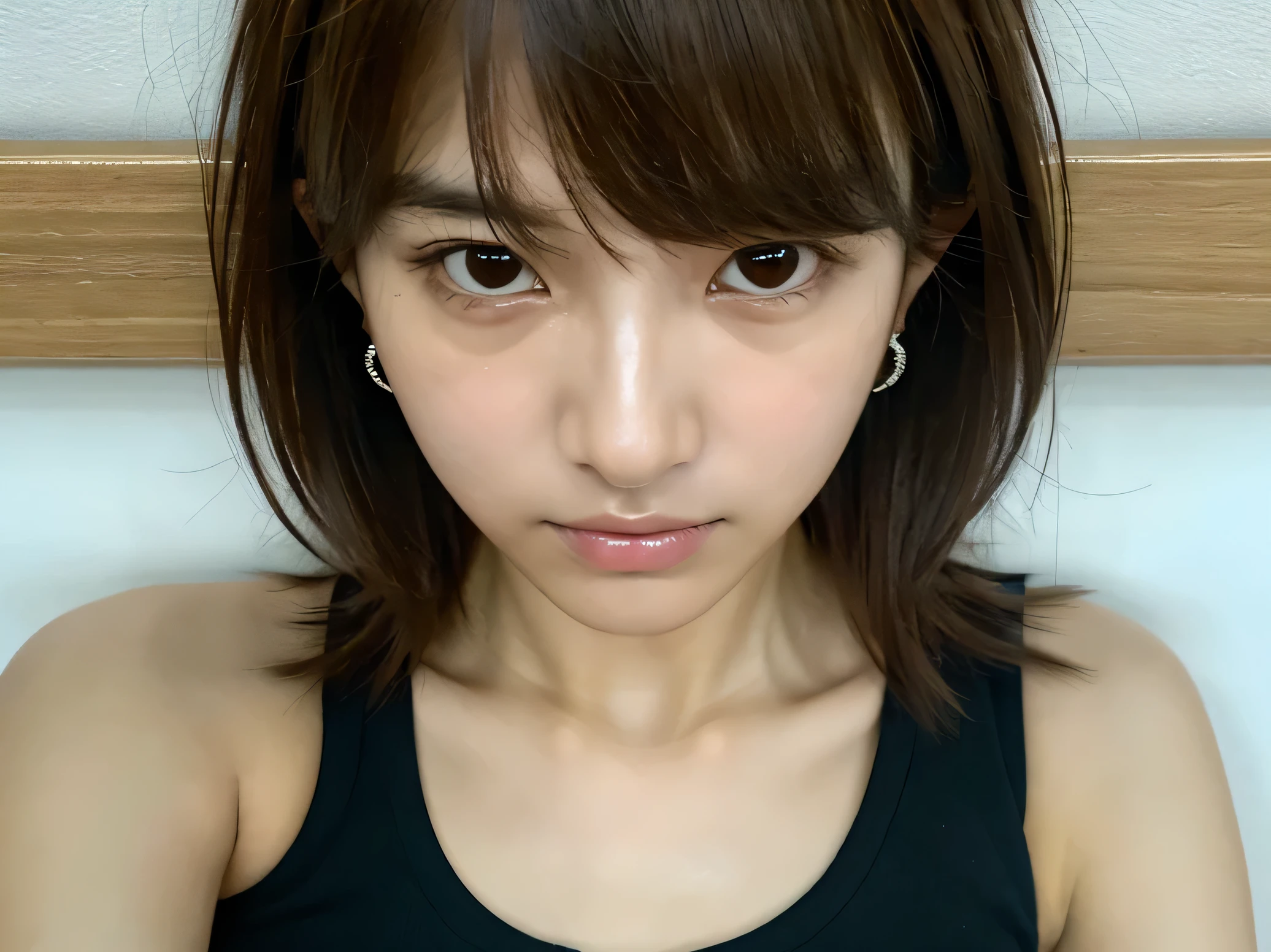 Look into the eyes, Eye contact, Front of face, Front face, face, head, Cross-legged, indoor, Brown Hair, bangs, Tank top, Sweat, clavicle, shoulder, Cross-legged, chest, Earrings, Skin Moisture, The gaze looking down on me, Look at me, My hair was messy