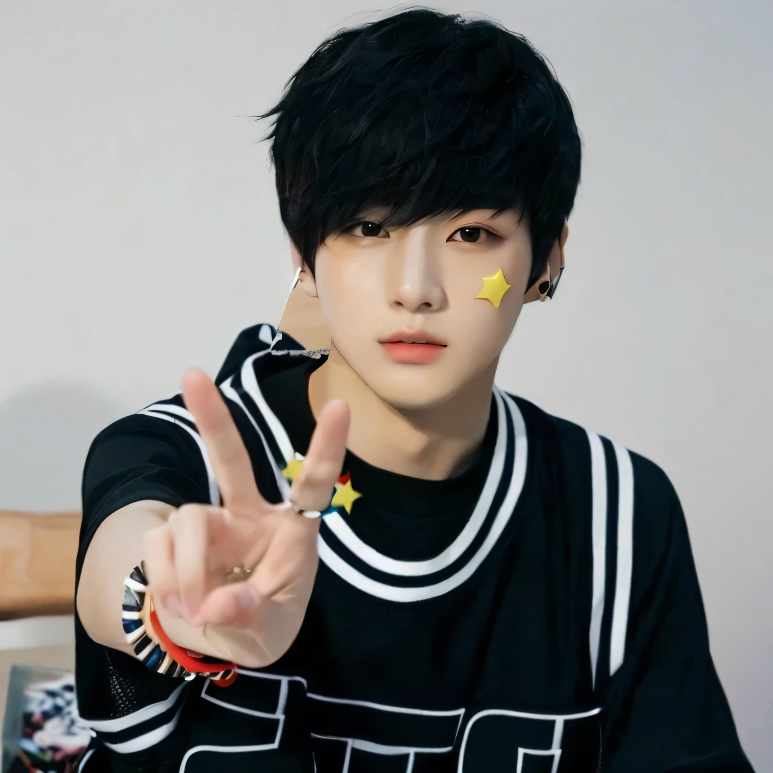 there is a young man with a star on his face, Cai Xukun, Jinyoung Shin, hyung tae, Inspirado por Bian Shoumin, Jungkook, inspirado em Kun Can, taejune kim, adorable and pale korean face, Kim Doyoung, pintar ulzzang, Hong junho hyung, estrela kpop coreana, dez lee, kanliu666, com dedo indicador