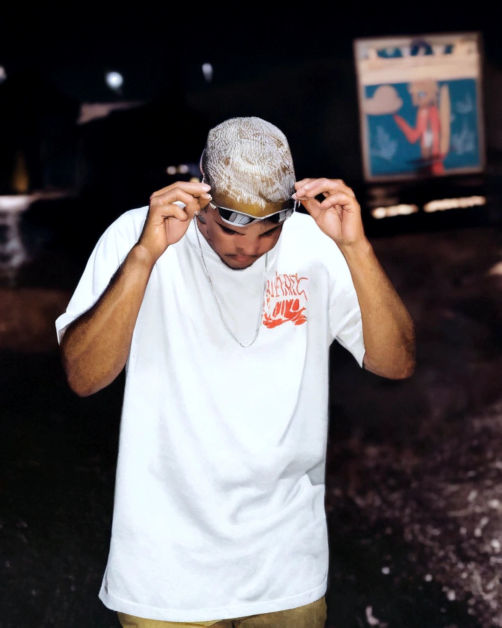 caatinga, backcountry, Desert scenery, young man with northeastern cowboy hat, brasileiro