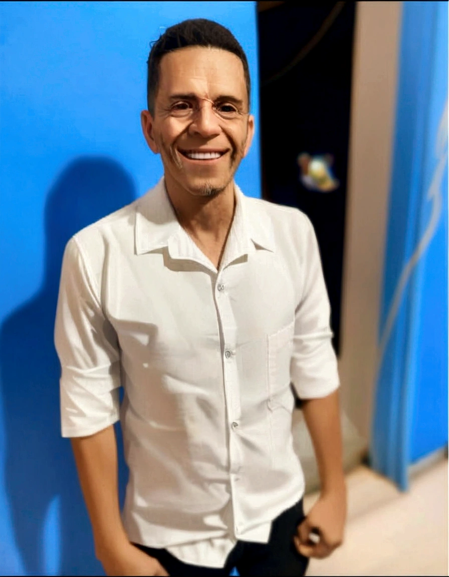 A councilor analyzing a dream project inspired by Pixar animation, de perto. The character is the center of attention with captivating facial expressions, oferecendo um toque de irrealidade