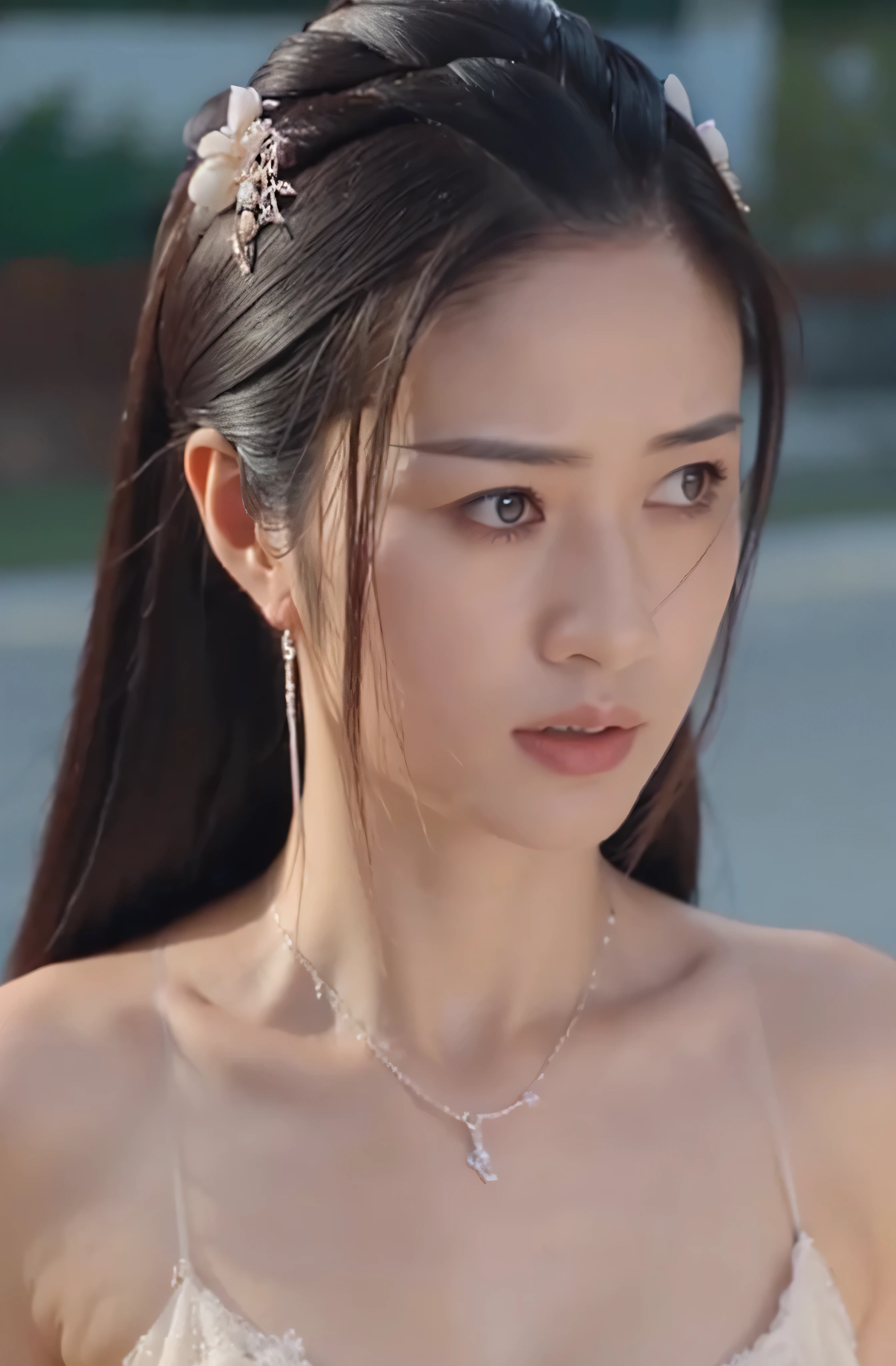 A beautiful woman,alone