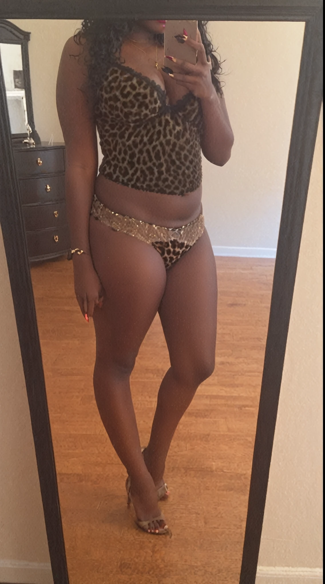 make similar photo of ebony girl in leopard lingerie