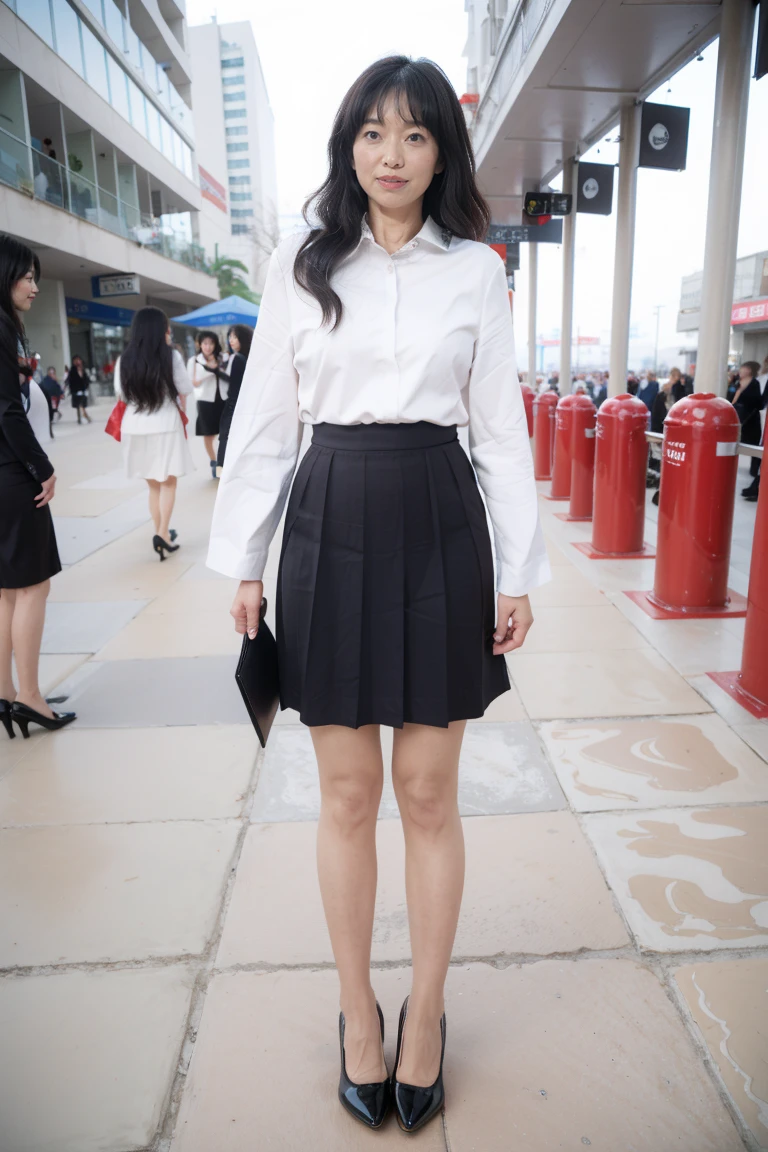 Long wavy hair,Heavy makeup,Red lips,White skin,Mature, Leg length,The whole body can be seen,Skin color pantyhose,On the bustling streets,Have a well-proportioned body,Tight black short sleeves,Leg length,Super short pleated skirt,High heel