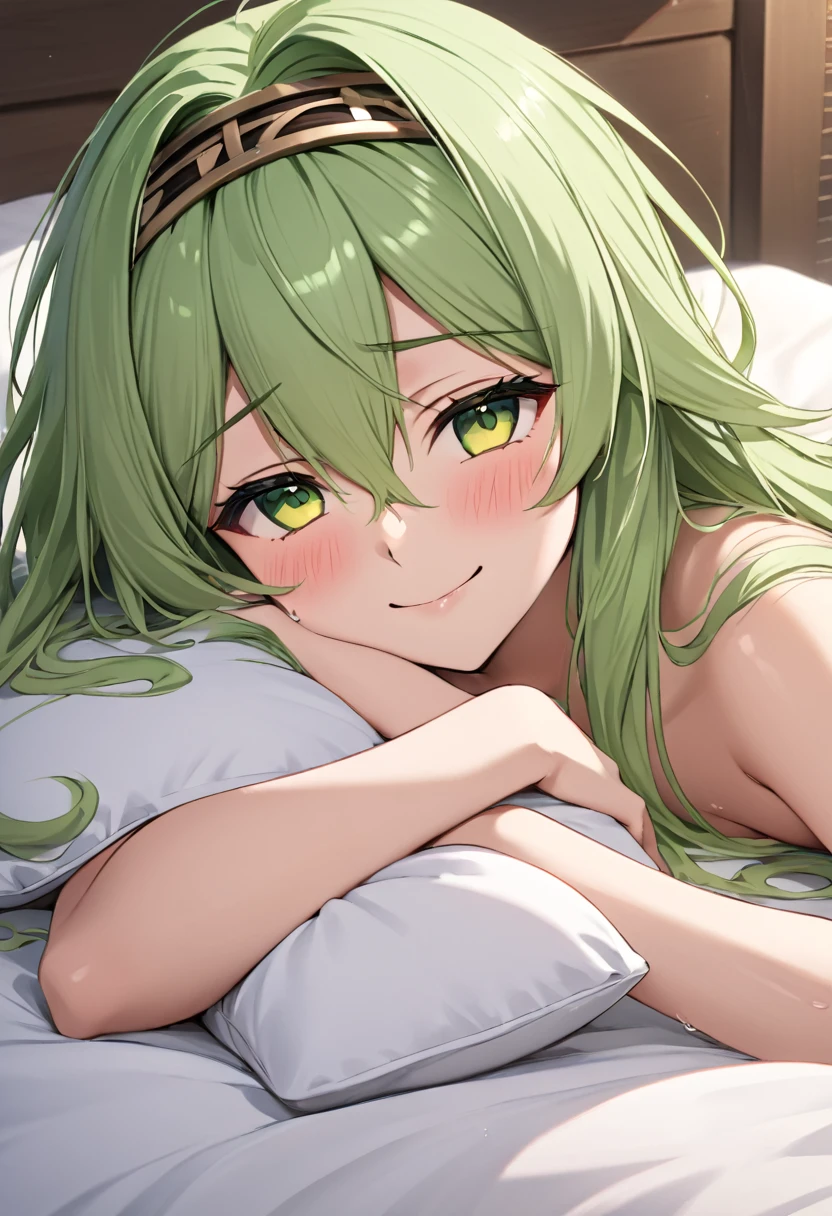 nsfw,Completely naked,｛Lying in bed｝,highest quality, girl, alone, Kilo,｛Prone｝,｛An angle where you can see the whole body｝,｛Head resting on the pillow｝,Side angle,Green Eyes, Green Hair, Long Hair, hair band, masterpiece,High resolution,Embarrassed smile,Mouth closed,Watery eye