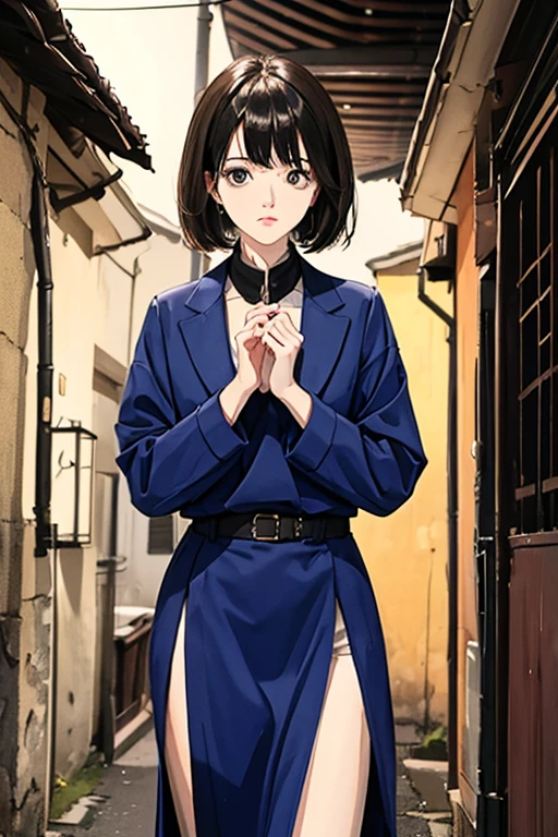 highest quality、masterpiece、High sensitivity、High resolution、One Woman、Looking at me with a frightened expression、In a dimly lit back alley、His clothes were cut with a knife、Covering exposed skin with hands、