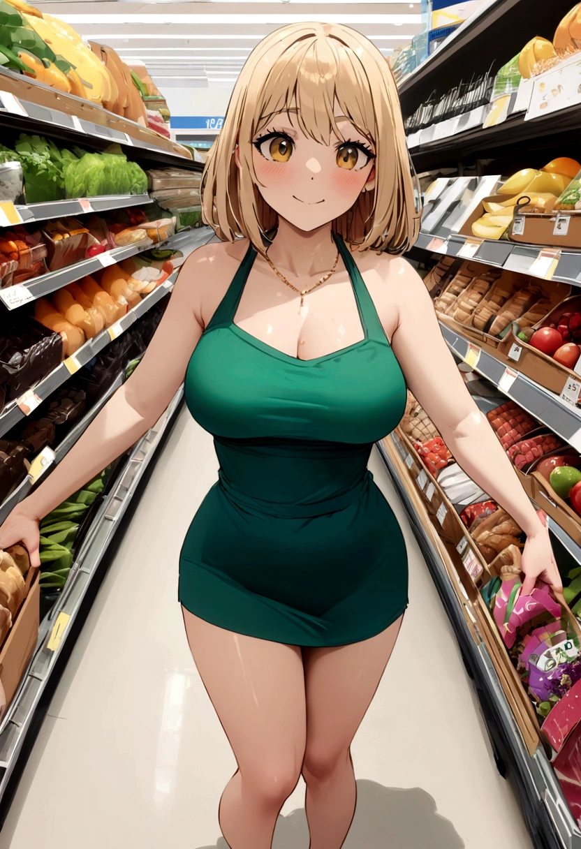 chica sexi de compras caminando por el supermercado en pantalones cortos con su amiga real 4k
