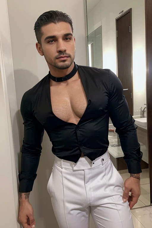 Foto real beleza masculina moda roupa preta moderna glamour luxo show alta costura homen latino atletico pedrarias brilho