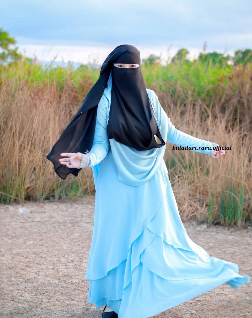 High resolution UHD, Improvement of quality, Soft lighting, Highly detailed, Very detailed on clothes, high quality clothes, Advanced Details, Sharp Focus, High resolution, Big Boobies, Big Breasts, Breasts Covered With Hijab and Dress, Real clothes, Real Lighting, Same clothes, Same dress With Big Breasts, Big Boob Undershirt covered