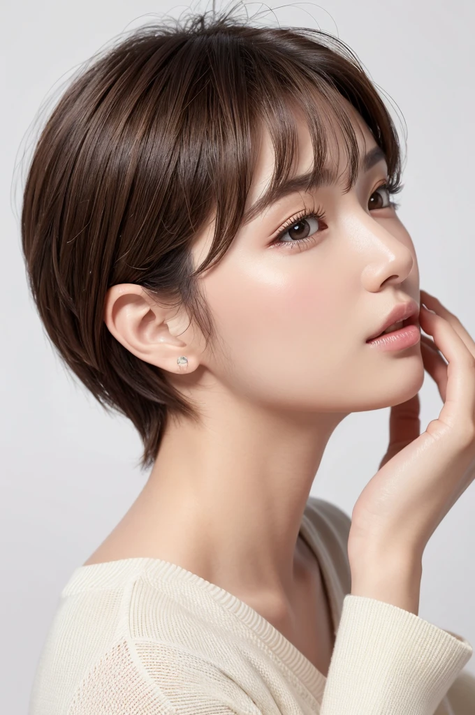 (highest quality、Tabletop、8k、Best image quality、Award-winning works)、((profile:1.4))、ear、((short hair:1.46)),(Brown Hair)、(White casual clothes:1.2)、(The simplest pure white background:1.3)、(Perfectly fixed in front:1.1),(Portrait with Space:1.2)、Beautiful and exquisite、Perfect Makeup、Ultra-high definition beauty face、Ultra HD Hair、Ultra HD Shining Eyes、Super high quality glossy lip、Accurate anatomy、Very beautiful skin、(Pure white skin shining in ultra-high resolution:1.1)、(Very bright:1.2),Big Natural Color Lip、Lip gloss,Harajuku、cute、cute美人