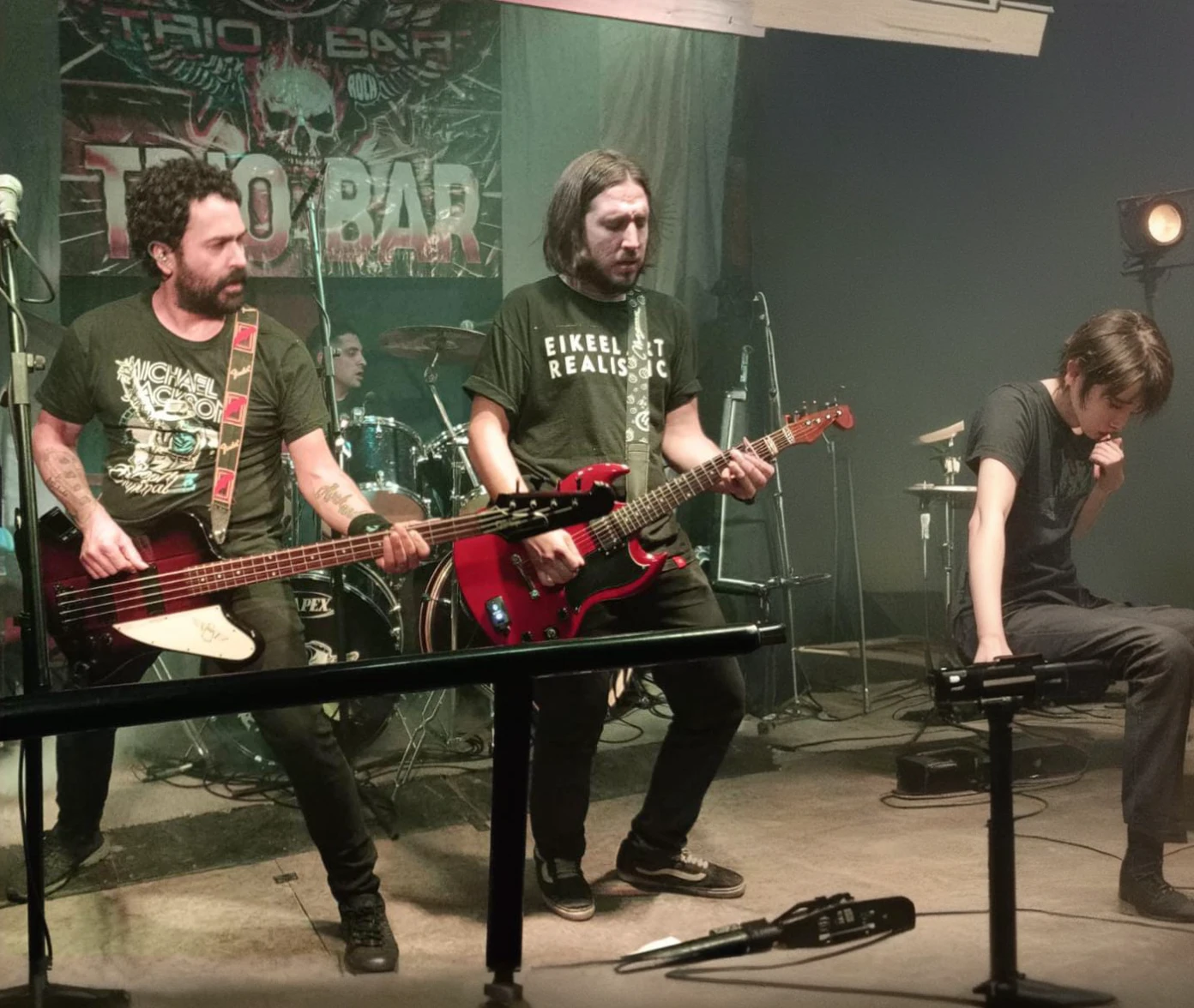 continuation of the stage with musical instruments