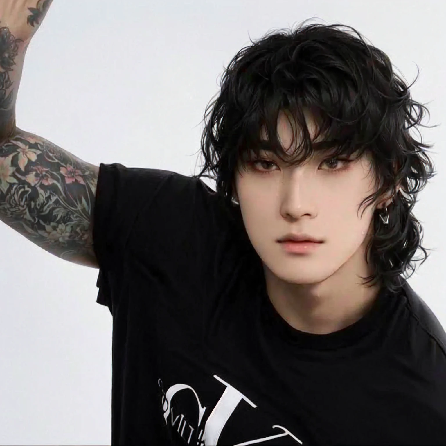 fit man with a tattoo on his arm and a black shirt, Cai Xukun, Wonbin Lee, Jinyoung Shin, hyung tae, Jungkook, androgynous person, androgynous male, taejune kim, Sui Ishida com cabelo preto, Hong junho hyung, Finn Wolfhard, androgynous, Yoongi de cabelo preto, Steve Jung, Hyung Tae Kim