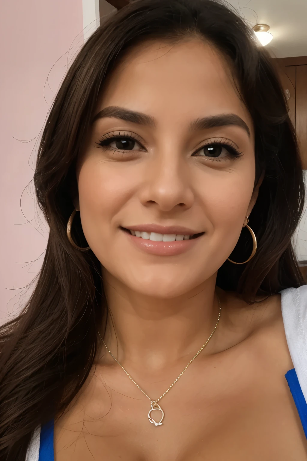 Mujer en 4 en panti