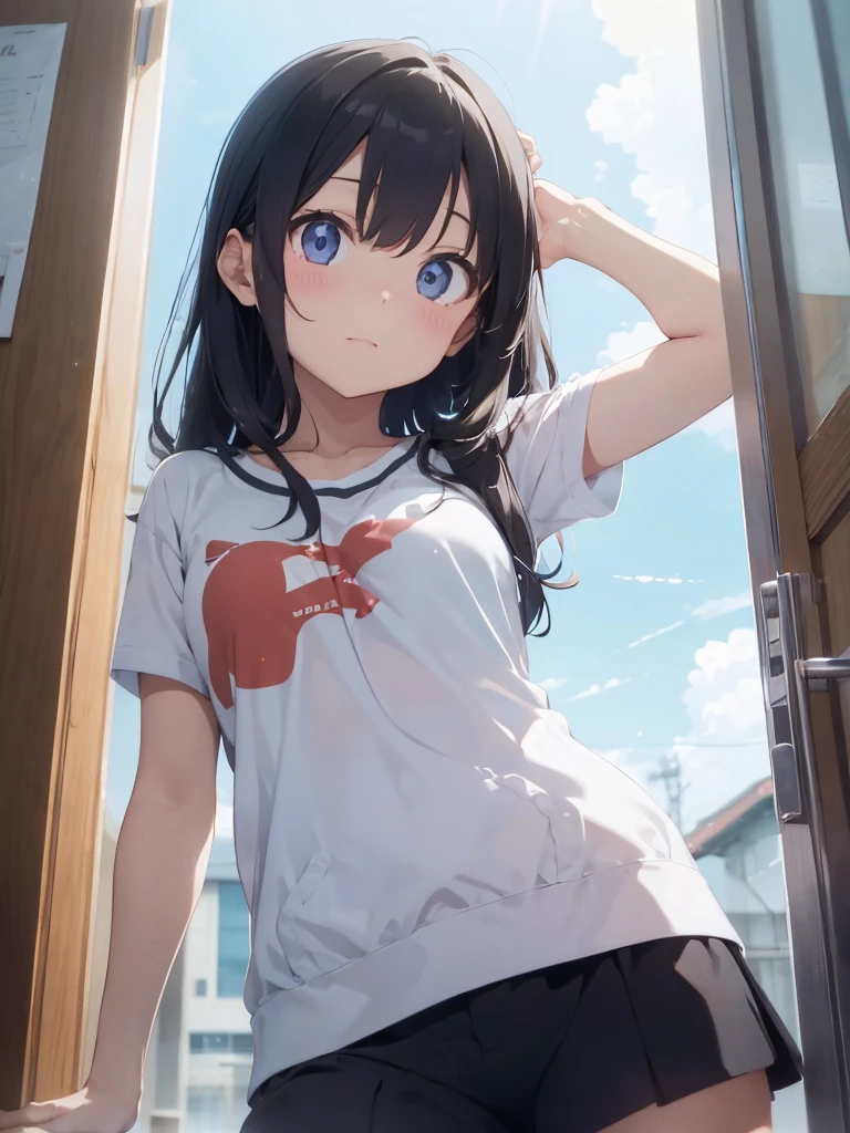 Not wearing pants、Angle from below