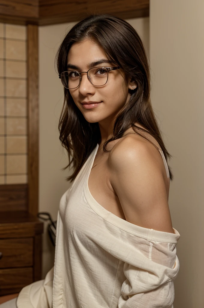 Young male character
21 years old
Firm jaw and glasses, firm and thick eyebrows, sharp nose, brownish skin
Clear and calm eyes, sweet smile, shoulder length hair