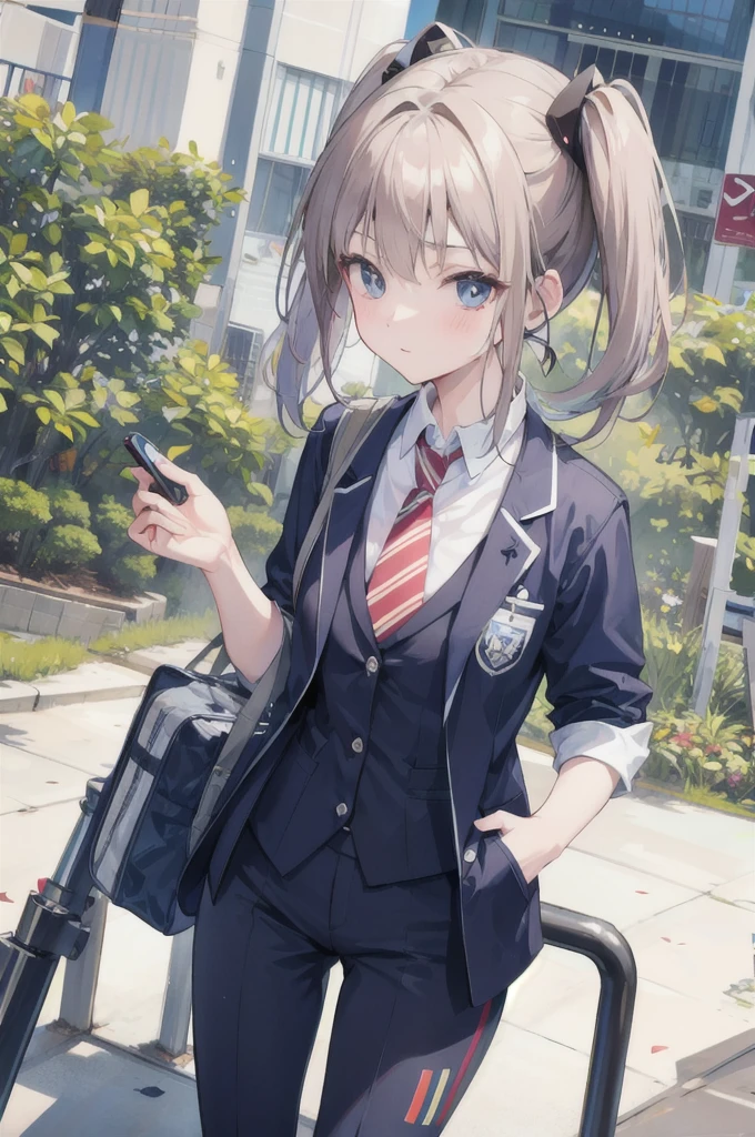 A university student working in agriculture wearing an all-over suit。I'm happy that the tomatoes are ripening.。Crouching。Tomatoes are still green and unripe