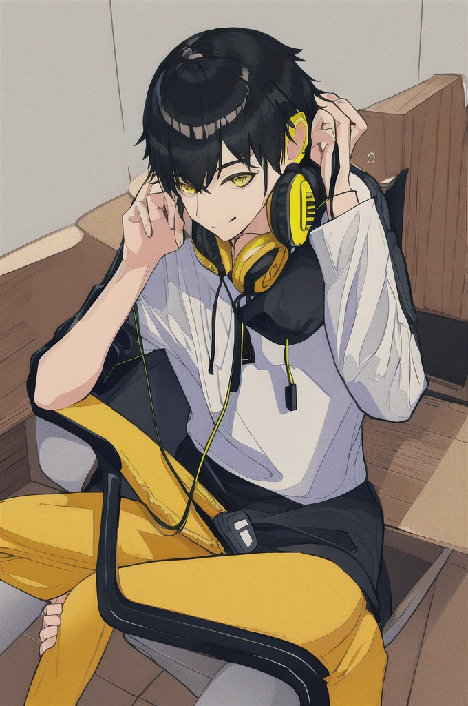 Adult male gamer、((Yellow headphones)), Sitting, Black Hair