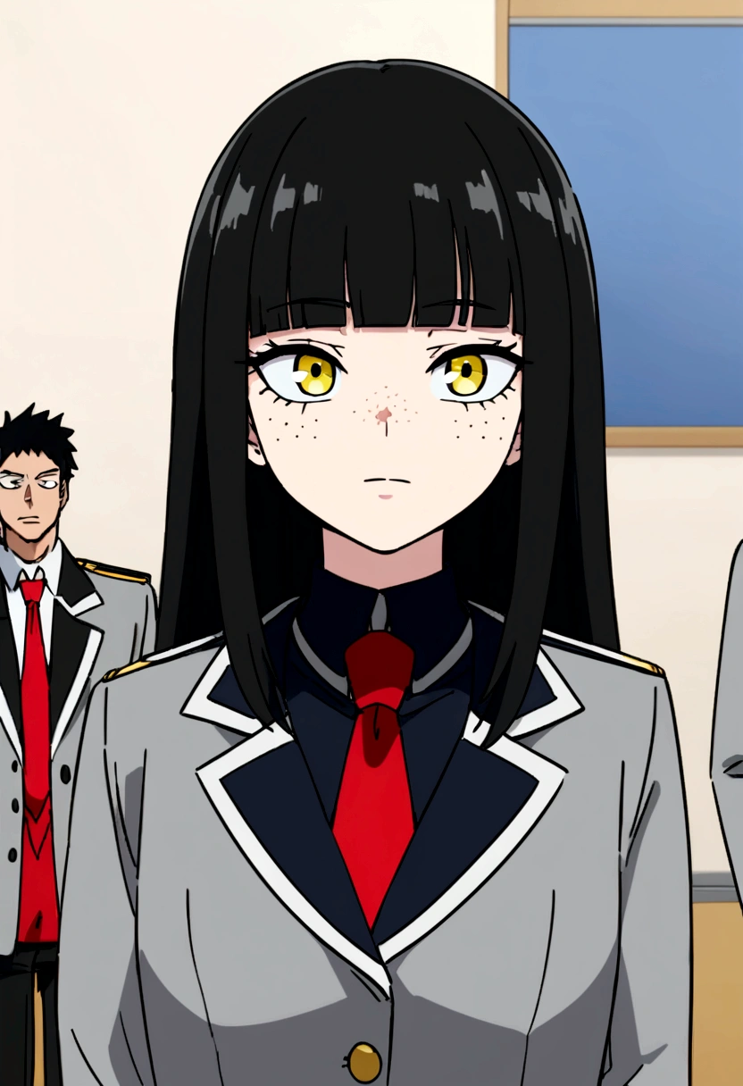screenshot my hero academy. girl long black hair with bangs and some blue strands. Intense yellow eyes with freckles, an expression of tranquility. He wears a U.A uniform, a gray jacket and a red tie, in the background of a school environment.