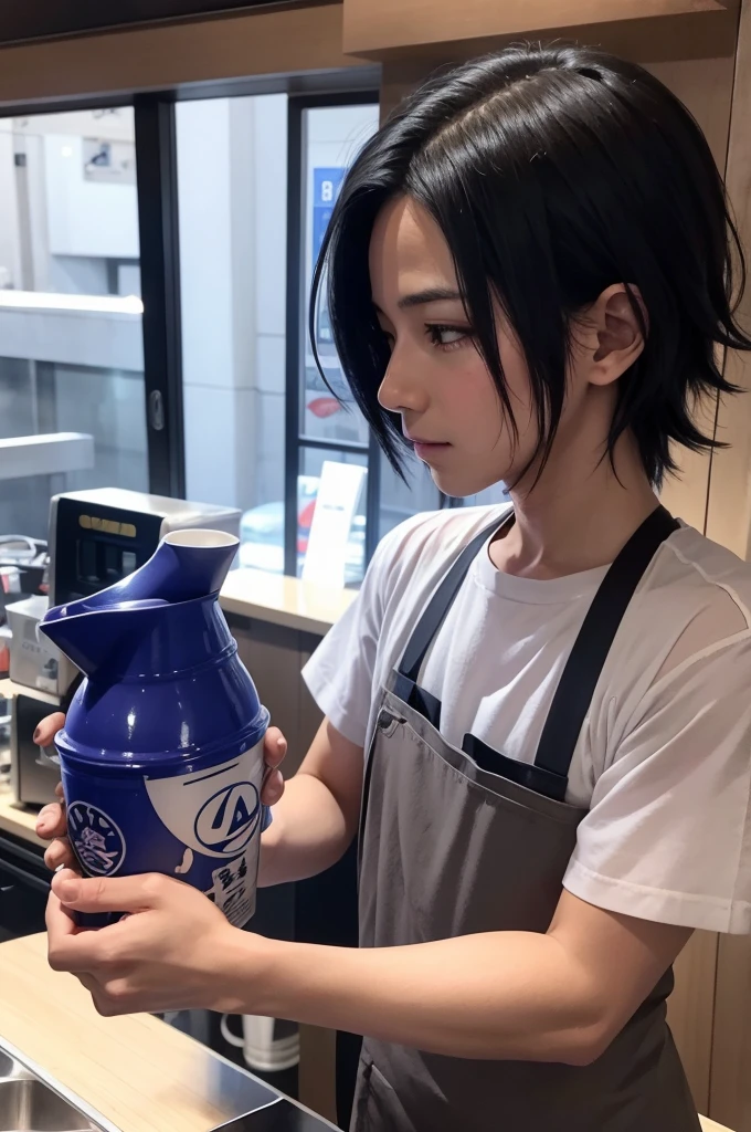 Sasuke Uchiha barista passando leite