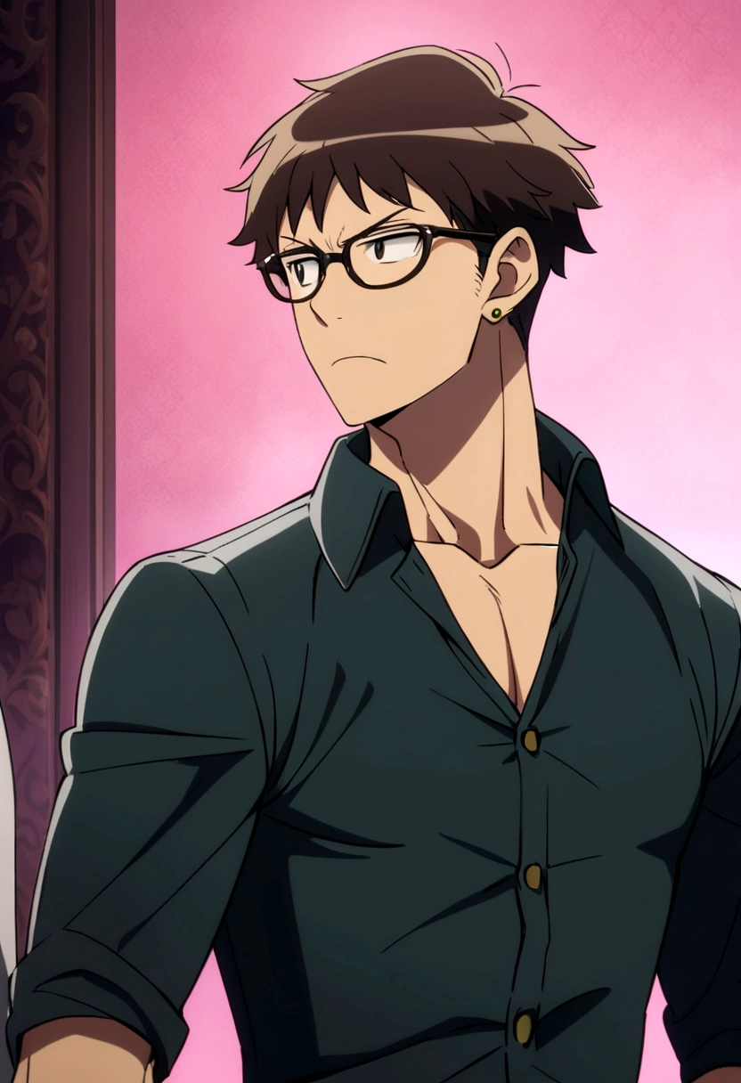 Captura de pantalla de Spy x Family (Anime Version)
Boy with shaved dark brown hair Dark eyes with glasses Brunette skin, cuerpo fornido, exercised and masculine He has a dark blue button-down shirt and a piercing in his left ear Serious and attractive but charismatic expression, apariencia atractiva