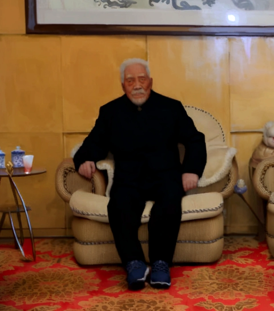 man,elder,Sit on the sofa in the room,There is a painting hanging on the wall, Zeng Fanzhe, Lin Xiang, song nan li, qi sheng luo, yintion j - jiang geping, wei wang, Inspired by Li Tiefu, phong yintion j - jiang geping, He was about 80 years old,Stick Figure,Comic Style