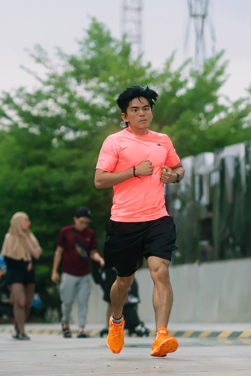 (Best quality,A high resolution,Ultra-detailed,Realistic:1.2),2023 runner,(promotional poster)。