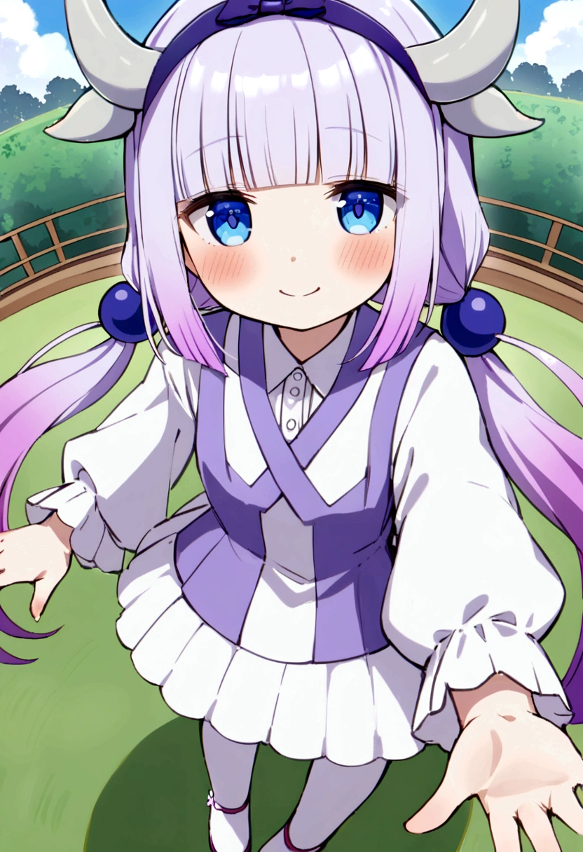 {kanna_kamui_kobayashisanchinomaidragon:1.15}, long_hair, light_purple_hair, blue_eyes, hair_ornament, bangs, blush, multicolored_hair, twintails, blunt_bangs, hair_beads, beads, hairband, gradient_hair, low_twintails, horns, dragon_horns, purple_hair,'s build,bird's-eye view,smile