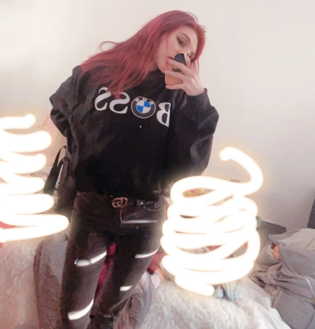 (((Masterpiece))), 25-year-old Caucasian French girl with shoulder-length messy red hair, adorned with crystal glow, blooming hair akin to . Certainly!