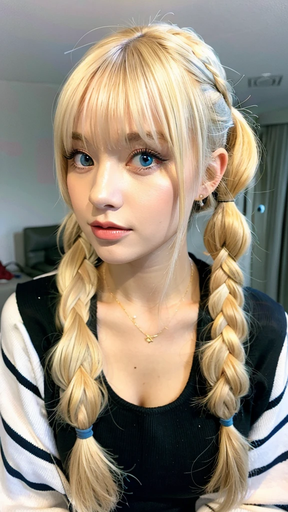 Blonde woman、Twin tail hairstyle